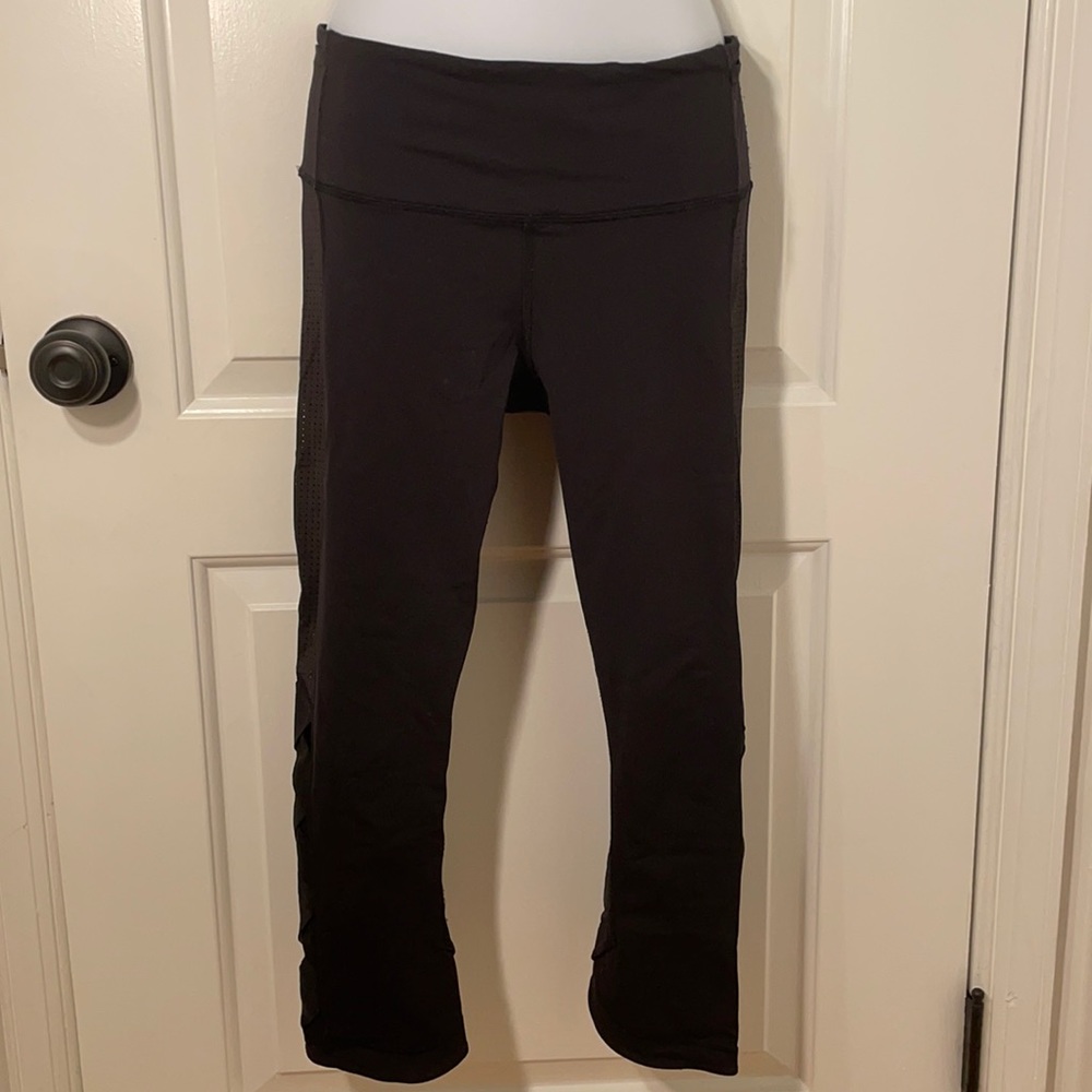 Lululemon ankle mesh side black leggings 6